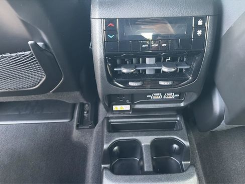 Used 2021 Jeep Grand Cherokee L Laredo AWD/4WD image 13