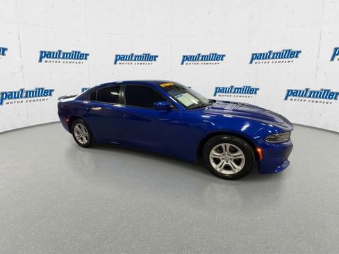 Used 2020 Dodge Charger SXT w/ Leather Interior Group image 13