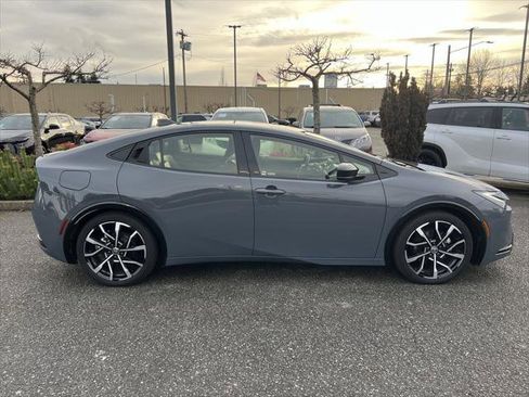 Certified 2024 Toyota Prius Prime image 5