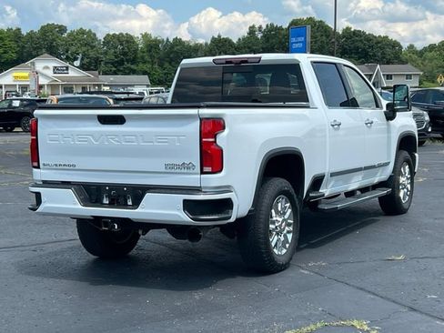 Used 2024 Chevrolet Silverado 2500 High Country w/ High Country Premium Package AWD/4WD image 50