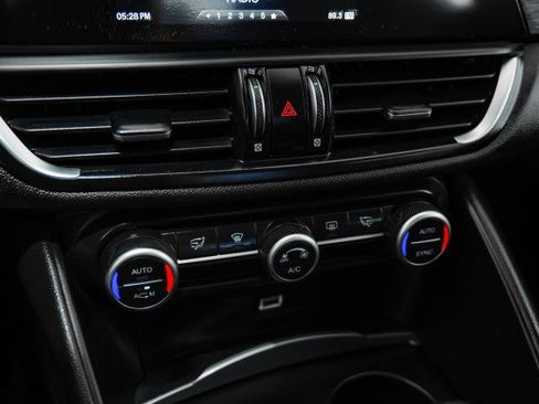 Used 2019 Alfa Romeo Giulia w/ Quick Order Package 22K Sport image 22