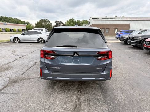Used 2025 Honda Odyssey Touring image 7