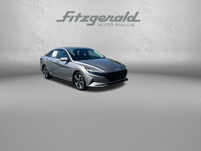 Used 2023 Hyundai Elantra SEL w/ Convenience Package