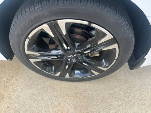 Used 2022 Kia K5 GT-Line w/ GT-Line FWD Premium Package image 34