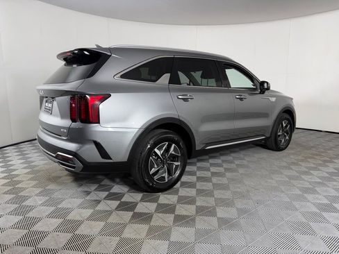 Used 2023 Kia Sorento EX image 7