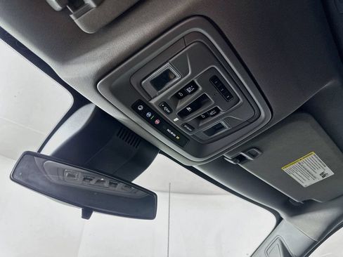 Used 2024 Chevrolet Silverado 1500 LT Trail Boss w/ Convenience Package II AWD/4WD image 34