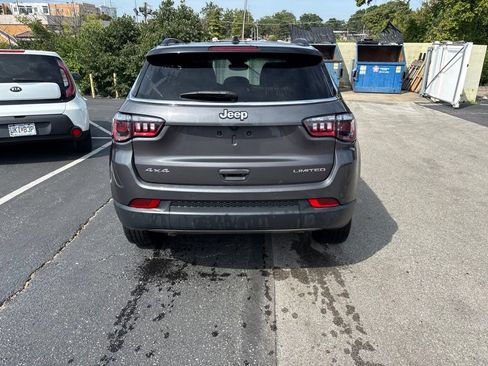 Used 2024 Jeep Compass Limited AWD/4WD image 4