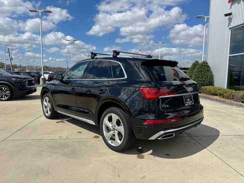 Used 2023 Audi Q5 2.0T Prestige w/ Prestige Package image 5