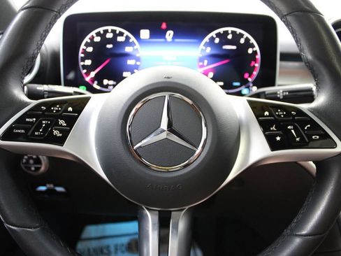 Used 2024 Mercedes-Benz C 300 Sedan image 38