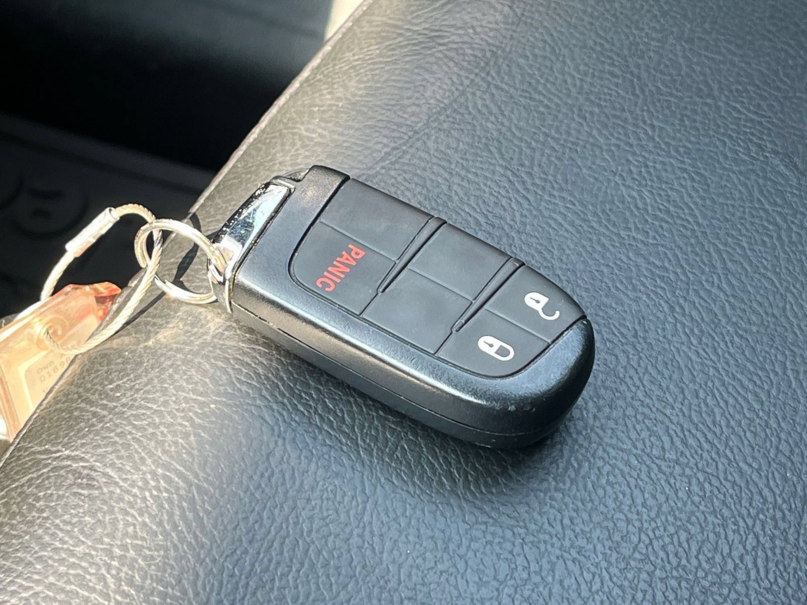 Used 2025 Jeep Compass Trailhawk AWD/4WD image 20