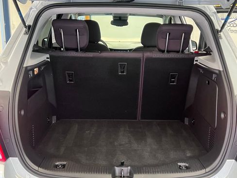 Used 2022 Chevrolet Trax LS w/ Tint and Cruise Package image 9