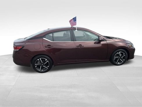 Used 2024 Nissan Sentra SV FWD image 22