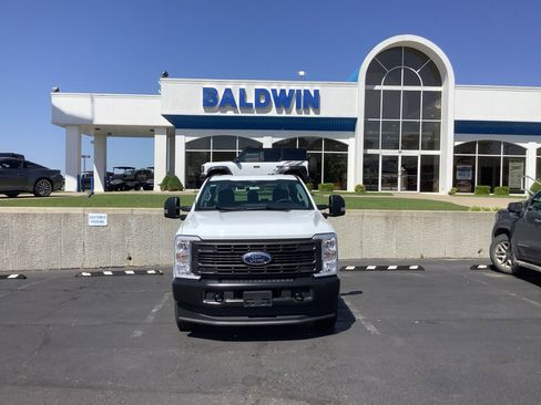 New 2026 Ford F350 XL image 2