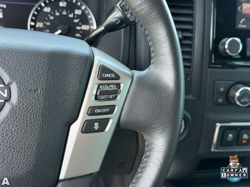 Used 2024 Nissan Titan SV w/ SV Convenience Package image 23