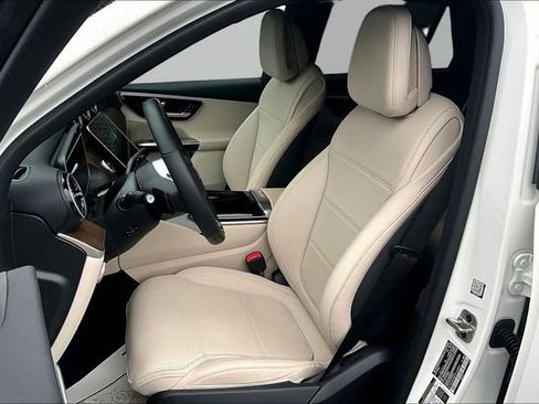 Certified 2026 Mercedes-Benz GLC 300 4MATIC image 24