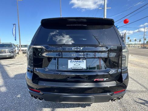 New 2026 Chevrolet Suburban RST image 6
