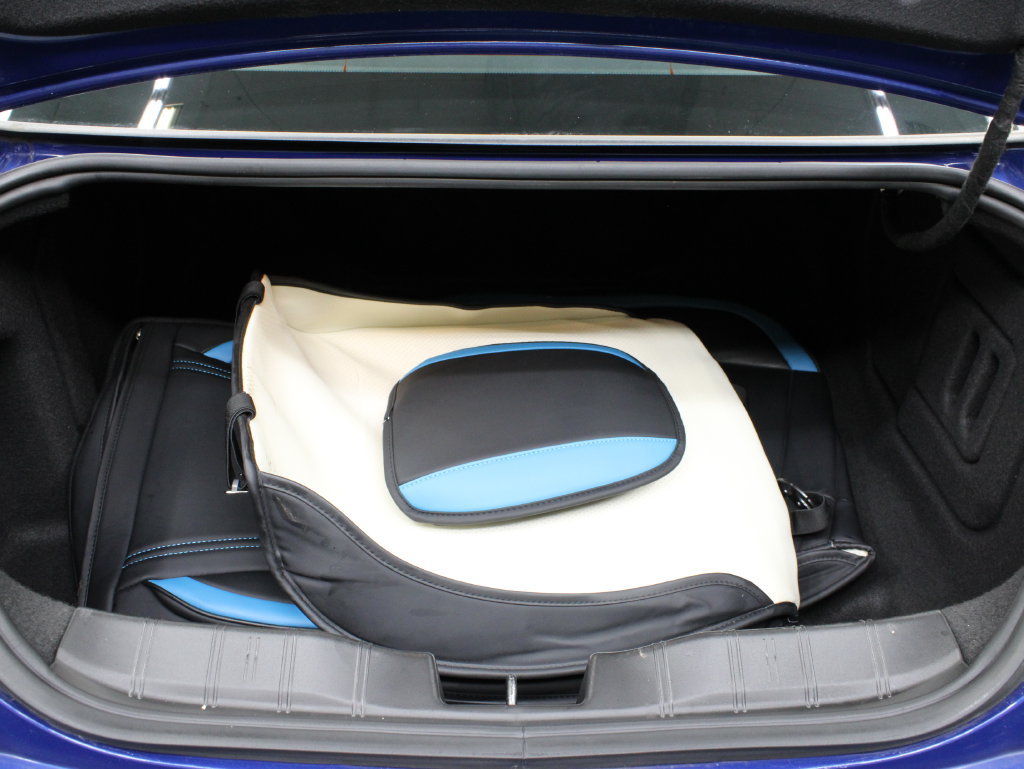 Used 2019 Chevrolet Camaro SS RWD image 35