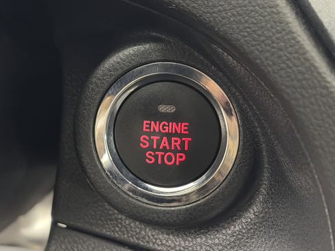 Used 2021 Subaru Crosstrek 2.5i Sport w/ Moonroof Package image 24