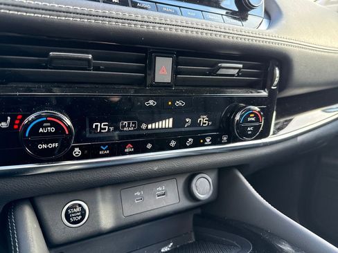 Certified 2023 Nissan Rogue SL w/ SL Premium Package image 30