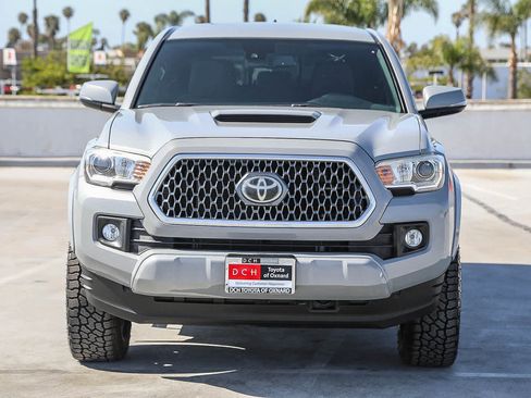 Certified 2019 Toyota Tacoma TRD Sport w/ Technology Package image 3