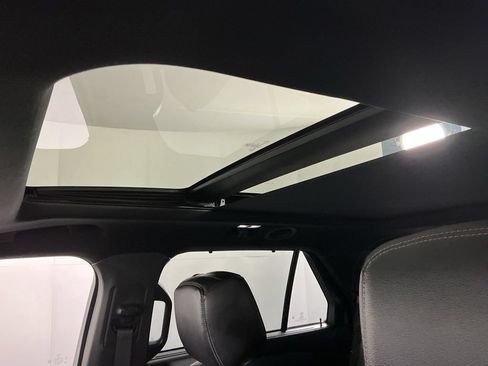 Used 2020 Ford Explorer Limited AWD/4WD image 12