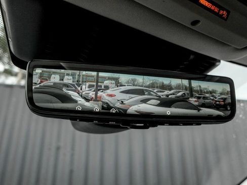 Used 2025 Land Rover Discovery Sport S image 16