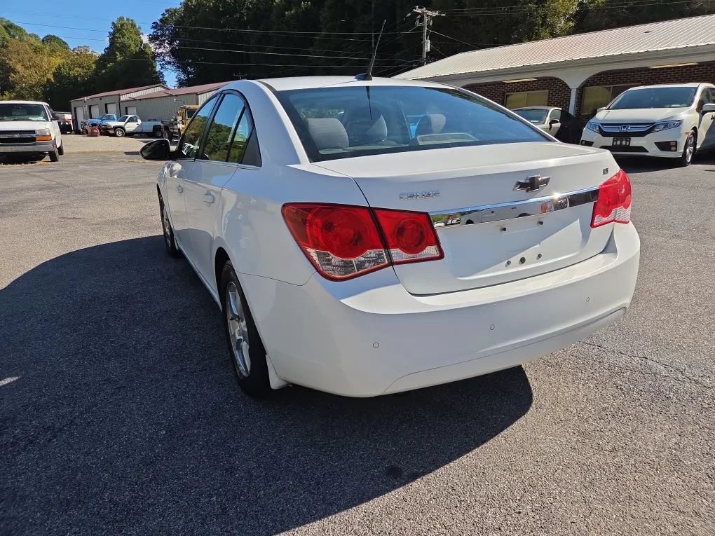 Used 2012 Chevrolet Cruze LT w/ All-Star Edition FWD image 7