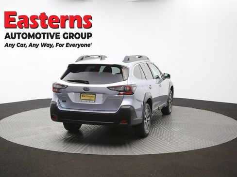 Used 2023 Subaru Outback Premium AWD/4WD image 39