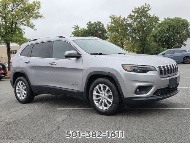 Used 2019 Jeep Cherokee Latitude w/ Popular Appearance Group FWD image 4