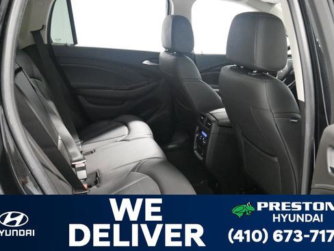 Used 2020 Buick Envision Essence image 17