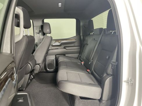 Used 2023 GMC Sierra 1500 Elevation image 25