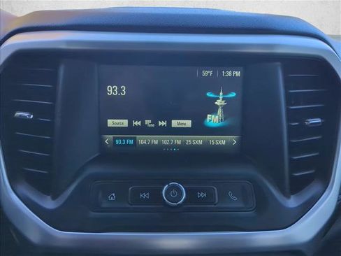 Used 2018 GMC Acadia SLE image 15