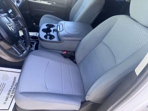 Used 2014 RAM 2500 Tradesman w/ Chrome Appearance Group image 17