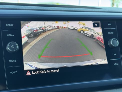 Used 2022 Volkswagen Taos SE image 26