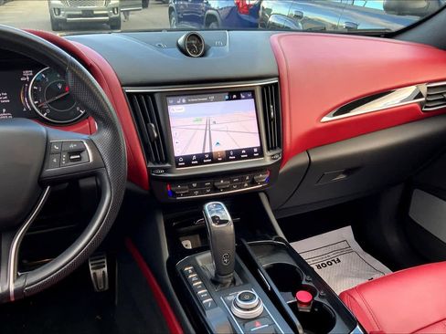 Used 2021 Maserati Levante S GranSport image 6