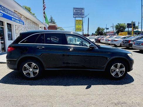 Used 2016 Mercedes-Benz GLC 300 4MATIC w/ Driver Assistance Package image 3