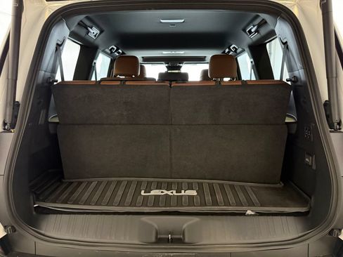 Used 2024 Lexus GX 550 w/ Accessory Package (Z1) AWD/4WD image 24