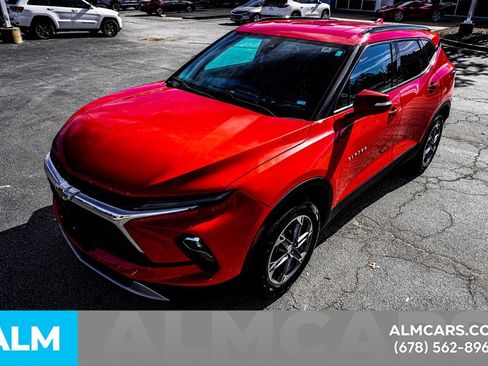 Used 2023 Chevrolet Blazer LT FWD image 17