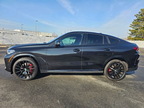 Used 2021 BMW X6 xDrive40i w/ M Sport Package image 3