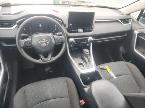 Used 2024 Toyota RAV4 XLE image 15