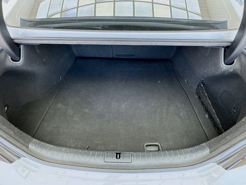 Used 2019 Genesis G70 2.0T Sport RWD image 17