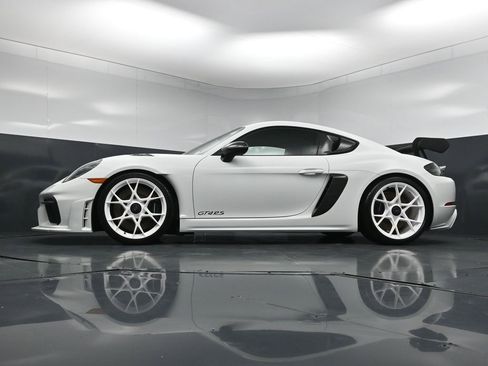 Certified 2024 Porsche 718 Cayman GT4 RS RWD image 21