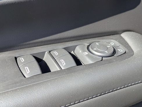 New 2026 Chevrolet Suburban LS w/ LS Custom Edition AWD/4WD image 9