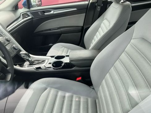 Used 2014 Ford Fusion S FWD image 22
