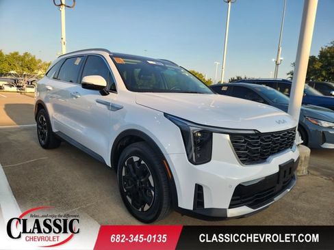 Used 2025 Kia Sorento S w/ Panoramic Sunroof Package FWD image 1