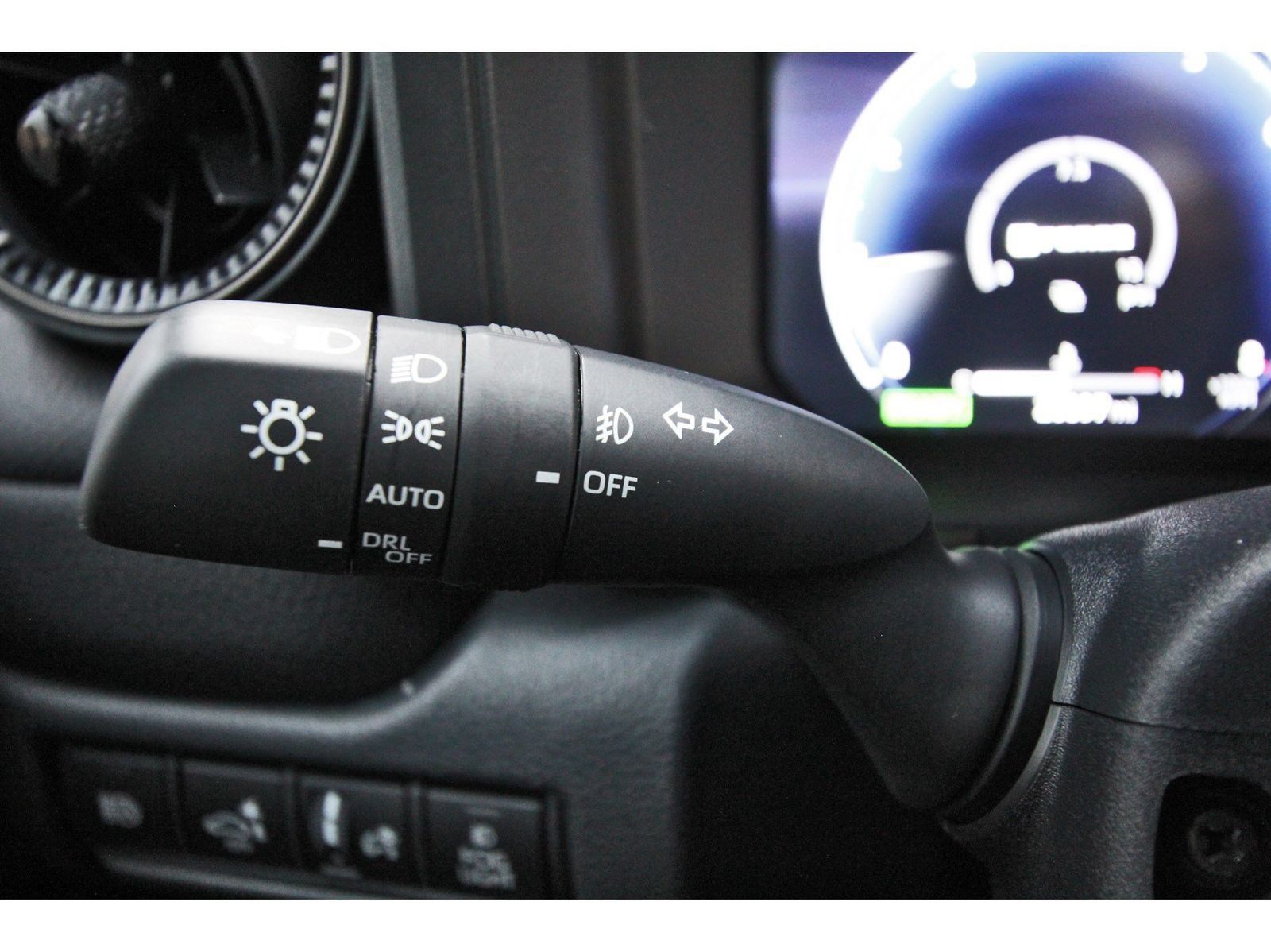 Used 2025 Toyota Land Cruiser w/ Premium Package AWD/4WD image 20
