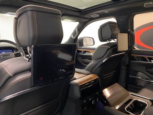 New 2024 Jeep Grand Wagoneer Series III w/ Rear Seat Video Group 1 image 18