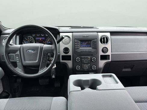 Used 2013 Ford F150 XLT w/ Mid Equipment Group image 22