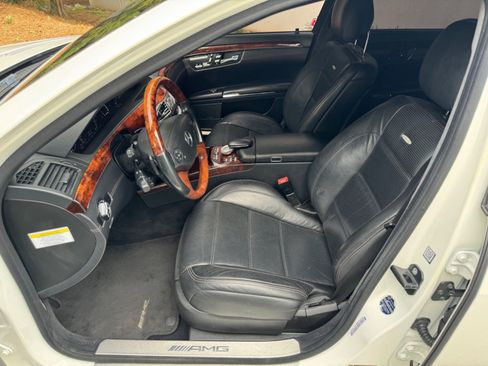 Used 2011 Mercedes-Benz S 63 AMG w/ Driver Assistance Pkg image 3