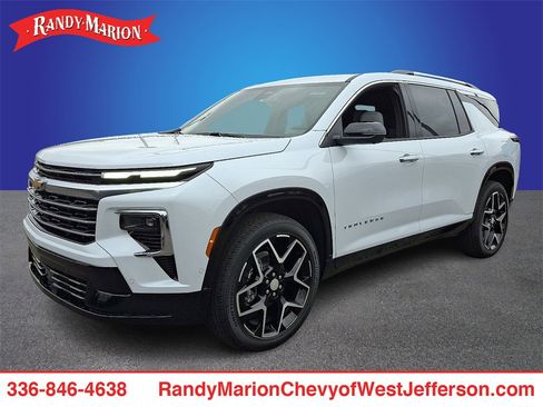 New 2026 Chevrolet Traverse High Country image 1